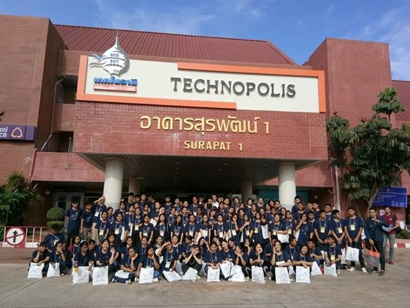 ค่ายวิทยาศาสตร์ของนักเรียนโครงการ IP (Intensive Program) ระดับชั้น ม.4-6  ณ มหาวิทยาลัยเทคโนโลยีสุรนารี ระหว่างวันที่ 17-18 เดือนมิถุนายน 2560